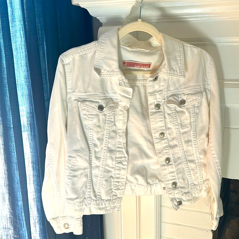 GAP white denim jacket - Size XS